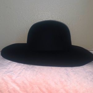 🖤Floppy 100% Wool Fun!🖤